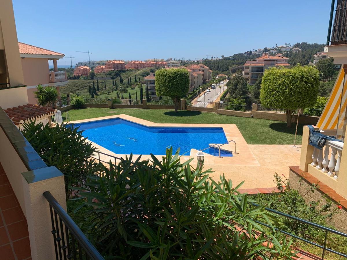 Con Jardin Y Piscina En El Faro De Calaburras Apartment