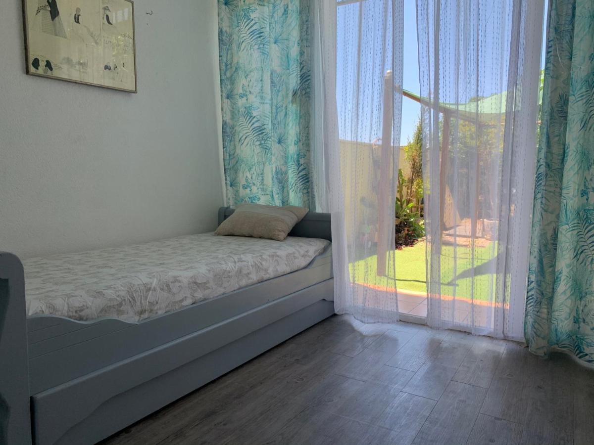 Apartment Con Jardin Y Piscina En El Faro De Calaburras