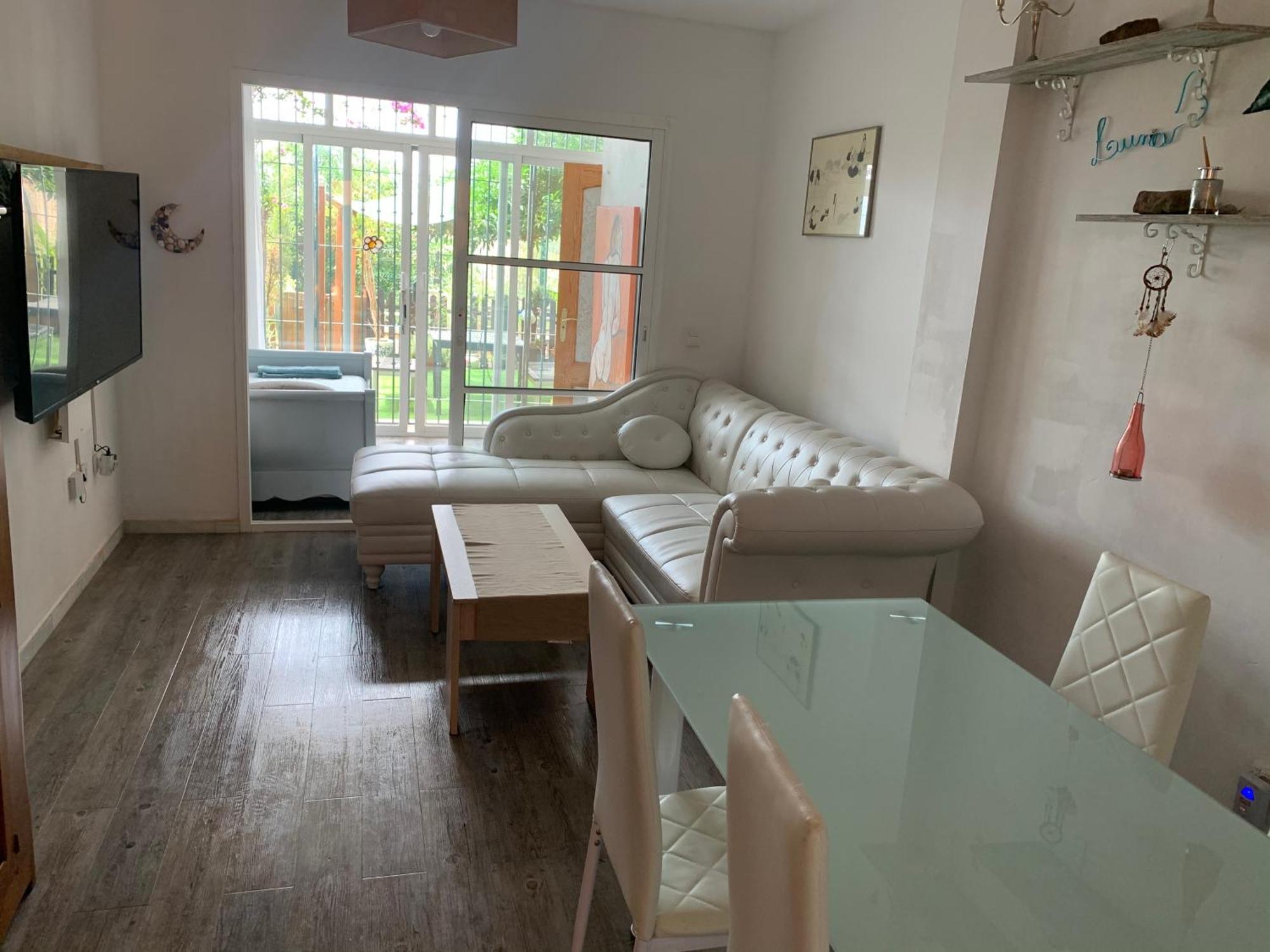 Apartment Con Jardin Y Piscina En El Faro De Calaburras